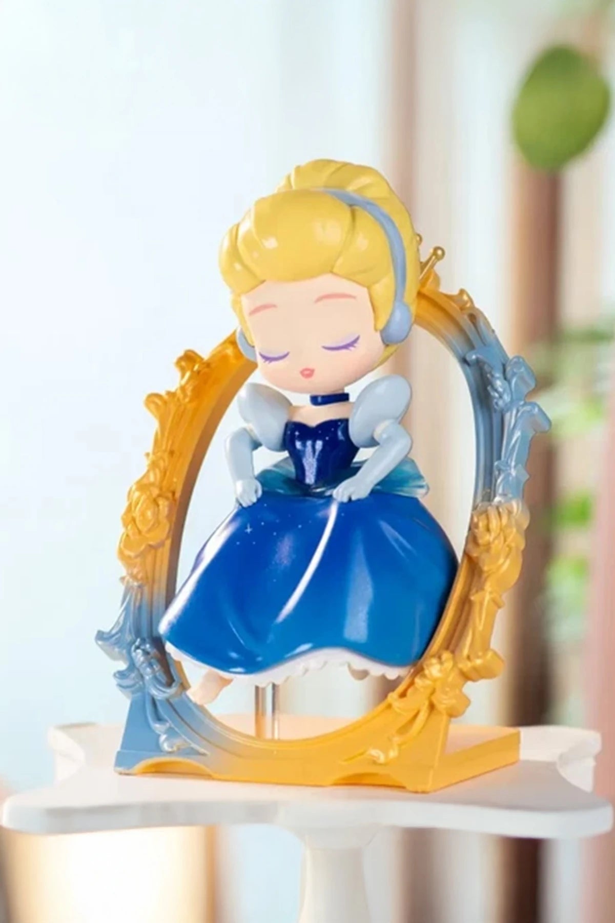 Princess-Chasing Dream Surprise Box Princess-Chasing Dream Surprise Box