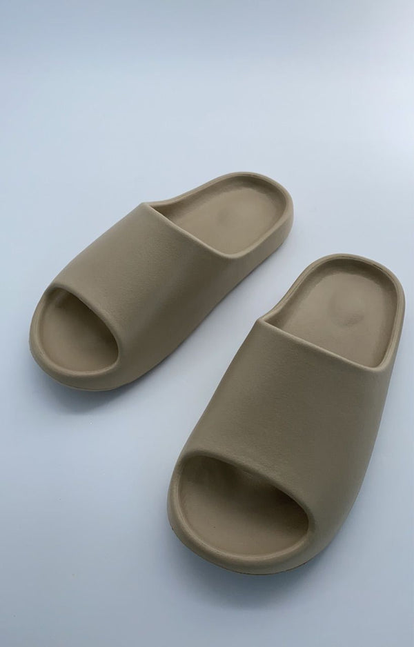 Classic Coconut Cushioned Thick Slipper(Light Brown,37-38)