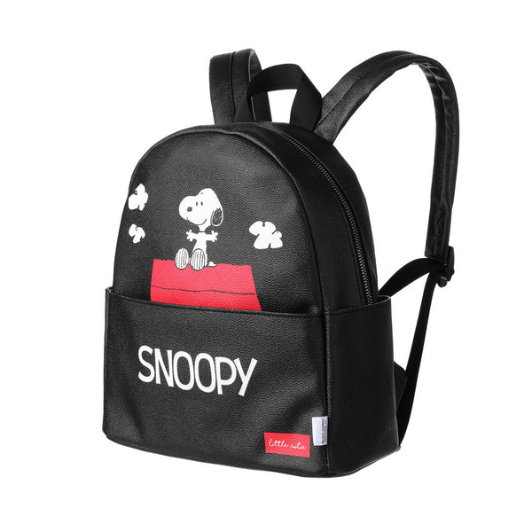 Snoopy Summer Travel Collection Backpack(Black,Snoopy)