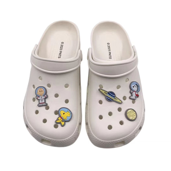 Snoopy the Little Space Explorer Collection Women's Slippers(White,39-40)