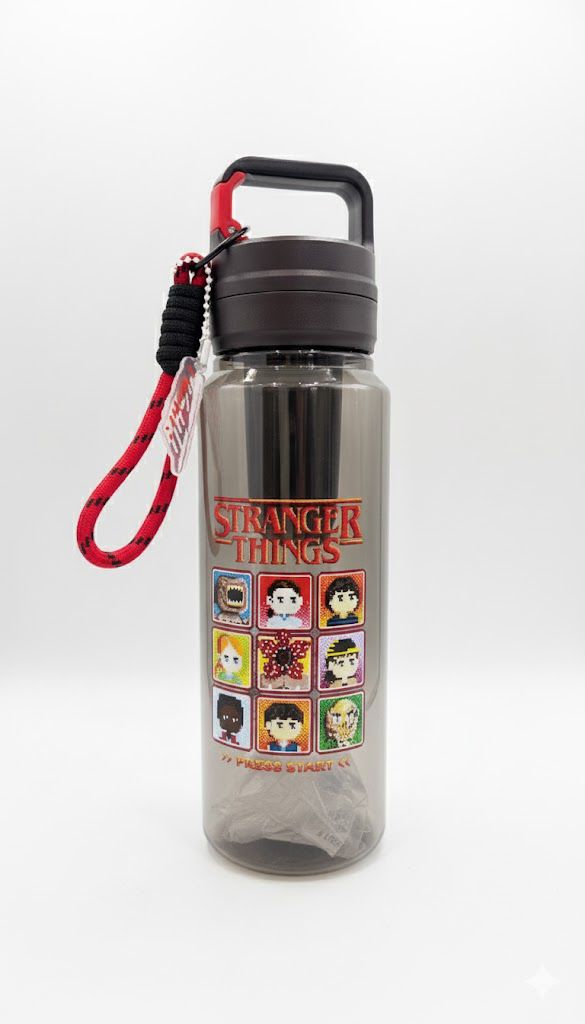 Stranger Things Collection Straw Bottle 850mL(Black) Stranger Things Collection Straw Bottle 850mL(Black)