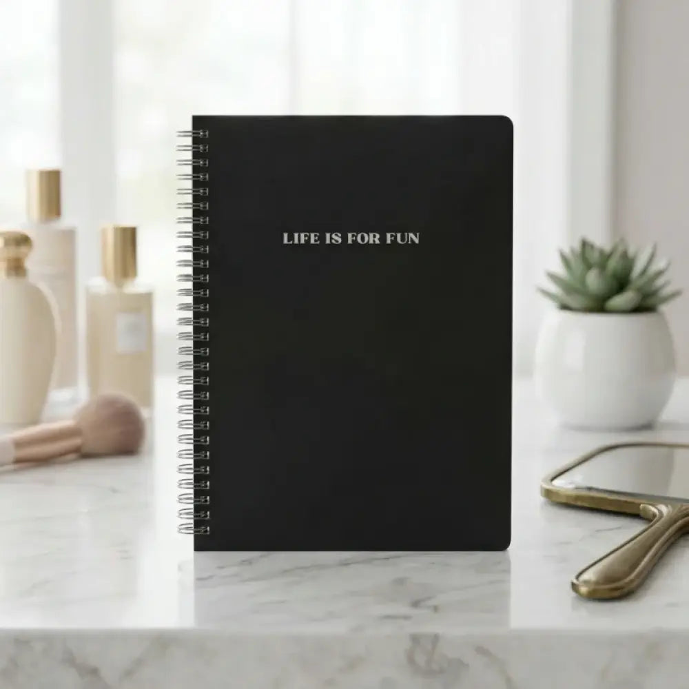 Sweet Dreams B5 Wire-bound Book (Black) (60 Sheets) Sweet Dreams B5 Wire-bound Book (Black) (60 Sheets)
