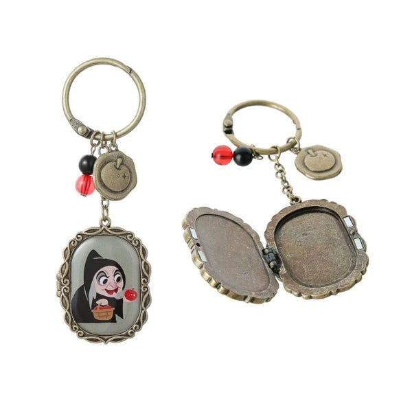 Disney Villains Collection Retro Photo Album Keychain(Evil Witch)