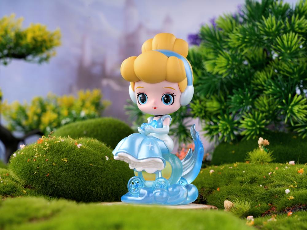 Disney - ameoti Lenox Disney Mickey & Minnie Mouse True LOVE Figurine 10