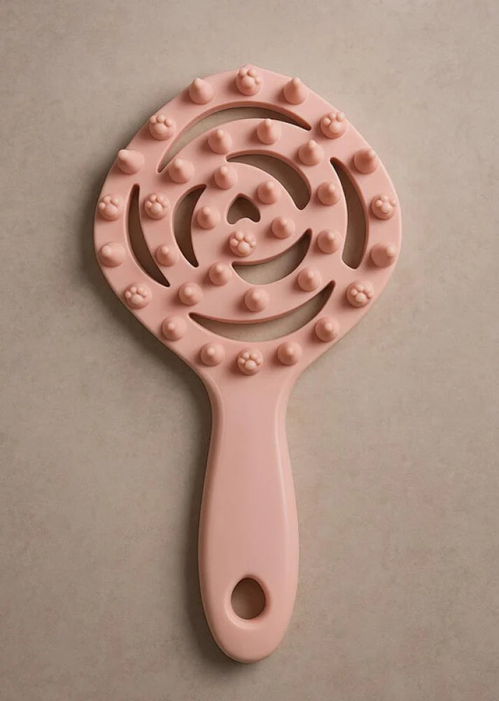 Flower Shaped Soft-Bristled Shampoo Brush with Long Handle Flower Shaped Soft-Bristled Shampoo Brush with Long Handle