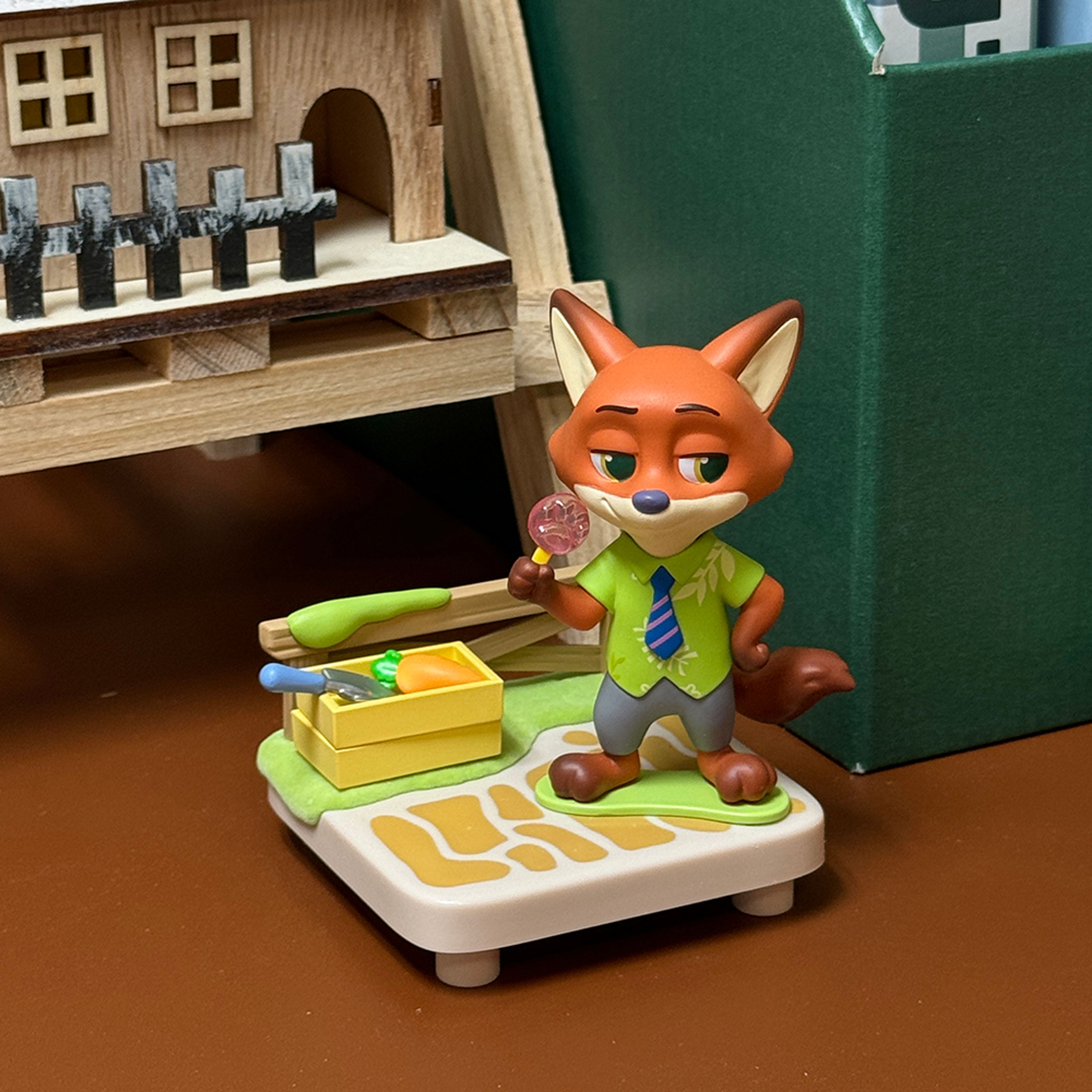 Disney Zootopia Autumn Garden Collection Figure Surprise Box Disney Zootopia Autumn Garden Collection Figure Surprise Box