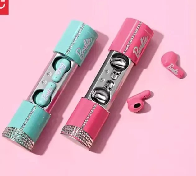 日本未入荷】MINISO x Barbie 【海外限定コラボ商品】イヤホン 日本未入荷】MINISO x Barbie 【海外限定コラボ商品】イヤホン